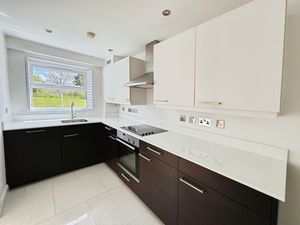 Kitchen- click for photo gallery